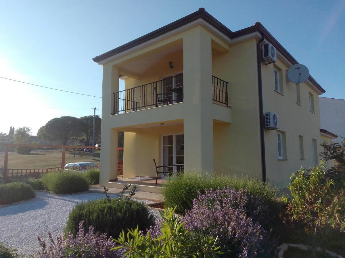 Antonio Solimar Apartments Porec Esterno foto